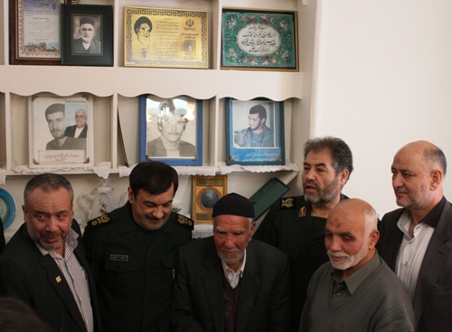 خط مقدم امروز، نجات صنعت است خط مقدم امروز، نجات صنعت است