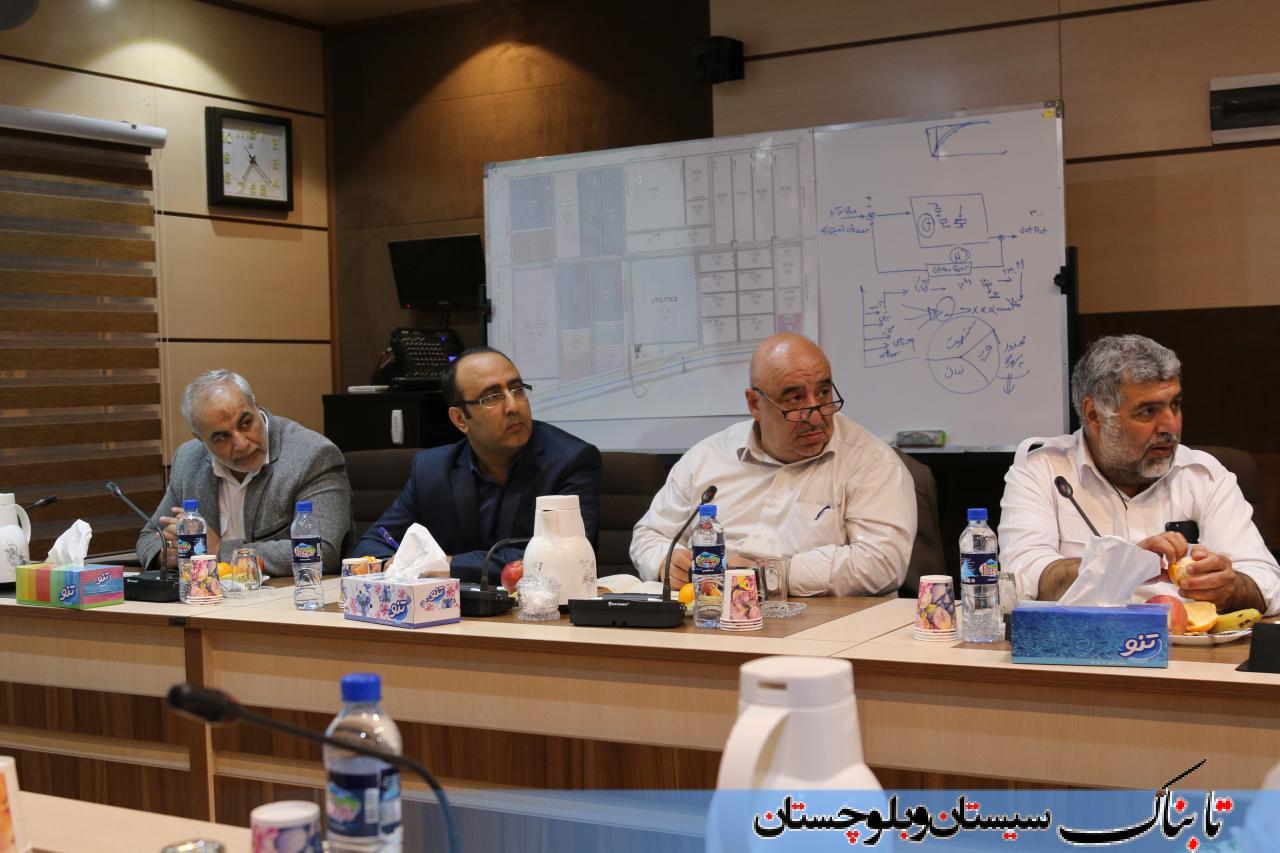 بازدید سرمایهگذاران بزرگترین طرح صنعتی جنوب شرق کشور از چابهار/ گزارش تصویری بازدید سرمایهگذاران بزرگترین طرح صنعتی جنوب شرق کشور از چابهار/ گزارش تصویری