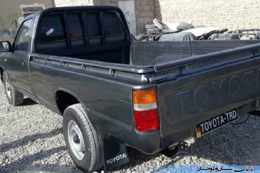 پلاک&zwnj;های جالب این قاچاقچی ها / قاچاقچی&zwnj;هایی با خودروی پلاک دبی