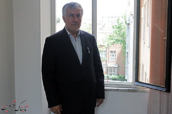 اقدام لاریجانی در ارسال دو لایحه به مجمع تشخیص مصلحت تخلف بود اقدام لاریجانی در ارسال دو لایحه به مجمع تشخیص مصلحت تخلف بود