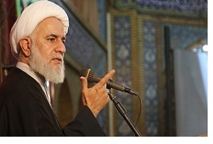 سازش کاران به دنبال پرت کردن حواس مردم هستند /از هم اکنون علایم شکست تحریم ها خود را نشان می دهد