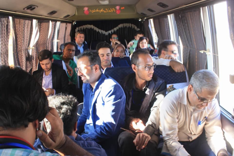 تکرار تراژدی سیاسی کوشاه احمدی و بیحرمتی به خبرنگاران اینبار در بندرخمیر تکرار تراژدی سیاسی کوشاه احمدی و بیحرمتی به خبرنگاران اینبار در بندرخمیر