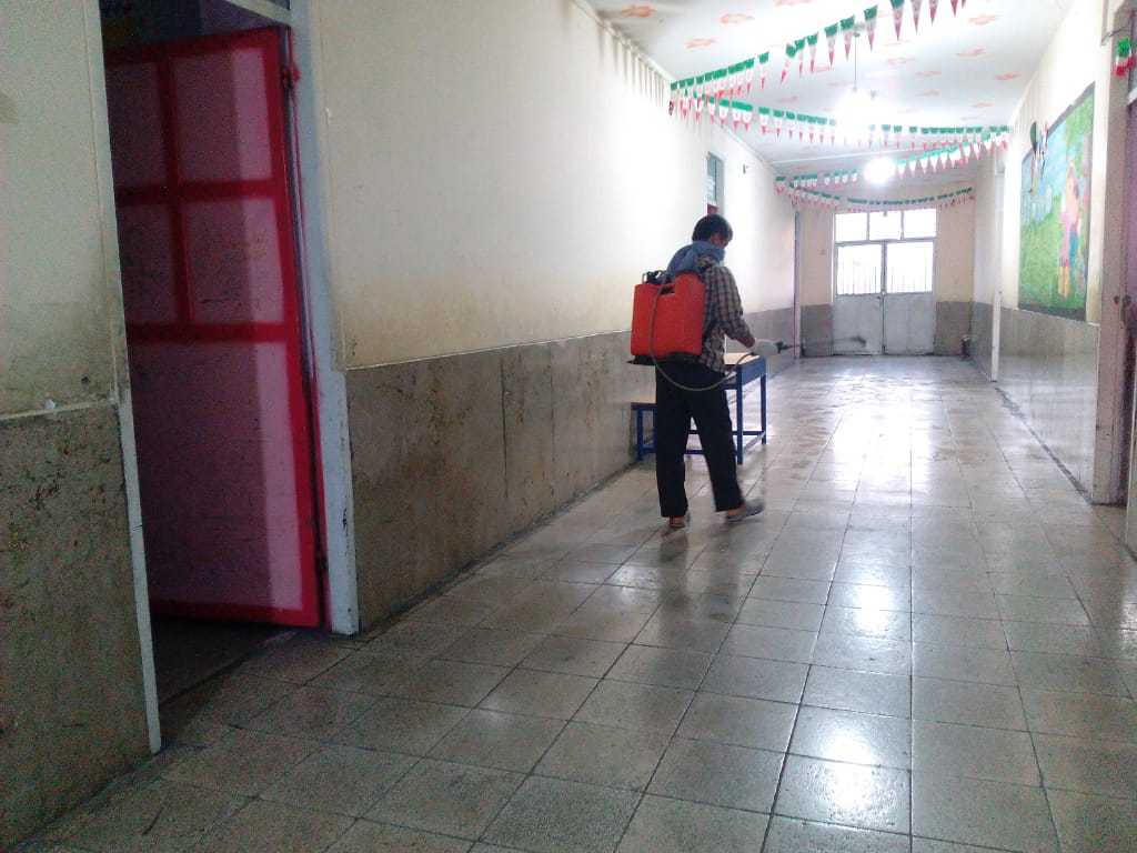 مدارس شهرستان لنده برای مقابله با شیوع ویروس کرونا ضد عفونی شدند+تصاویر مدارس شهرستان لنده برای مقابله با شیوع ویروس کرونا ضد عفونی شدند+تصاویر