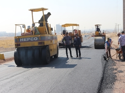 آسفالت لاین غربی جاده اسماعیل آباد در دست اجرا آسفالت لاین غربی جاده اسماعیل آباد در دست اجرا