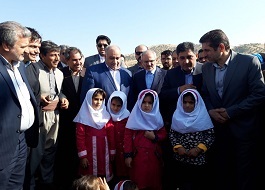 ۷۲ مدرسه در مناطق زلزله زده کرمانشاه افتتاح شد