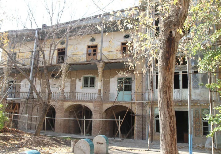 آغاز عملیات اجرایی ساماندهی و مرمت بنای تاریخی گرند هتل آغاز عملیات اجرایی ساماندهی و مرمت بنای تاریخی گرند هتل