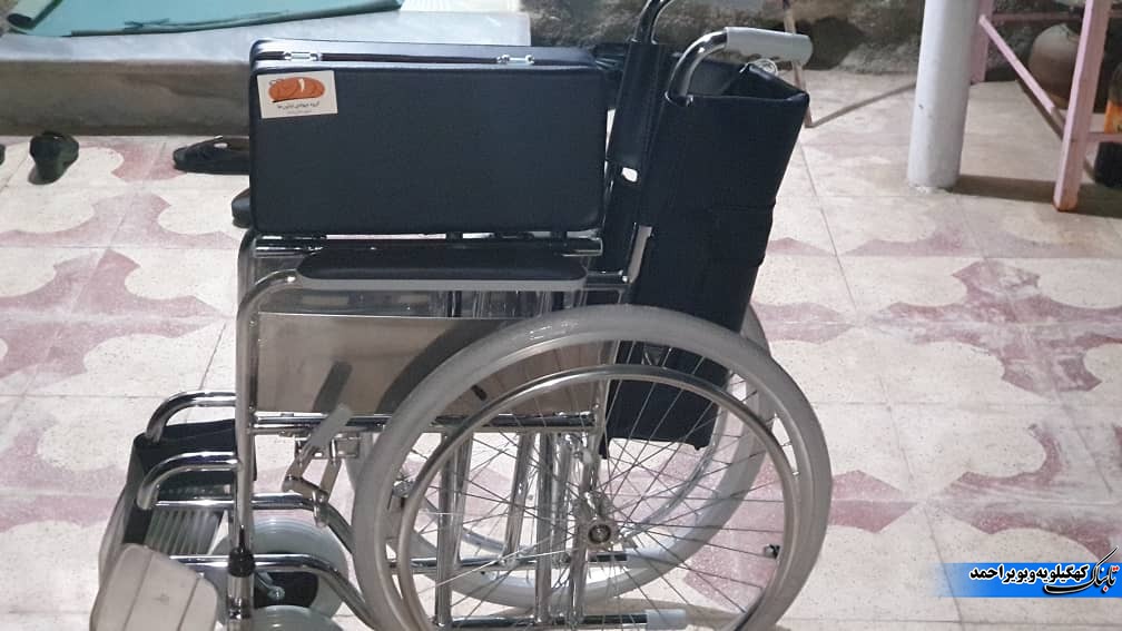 گذرگاه از خانه تا دانشگاه دانشجوی معلول لنده ای هموار شد+تصویر گذرگاه از خانه تا دانشگاه دانشجوی معلول لنده ای هموار شد+تصویر