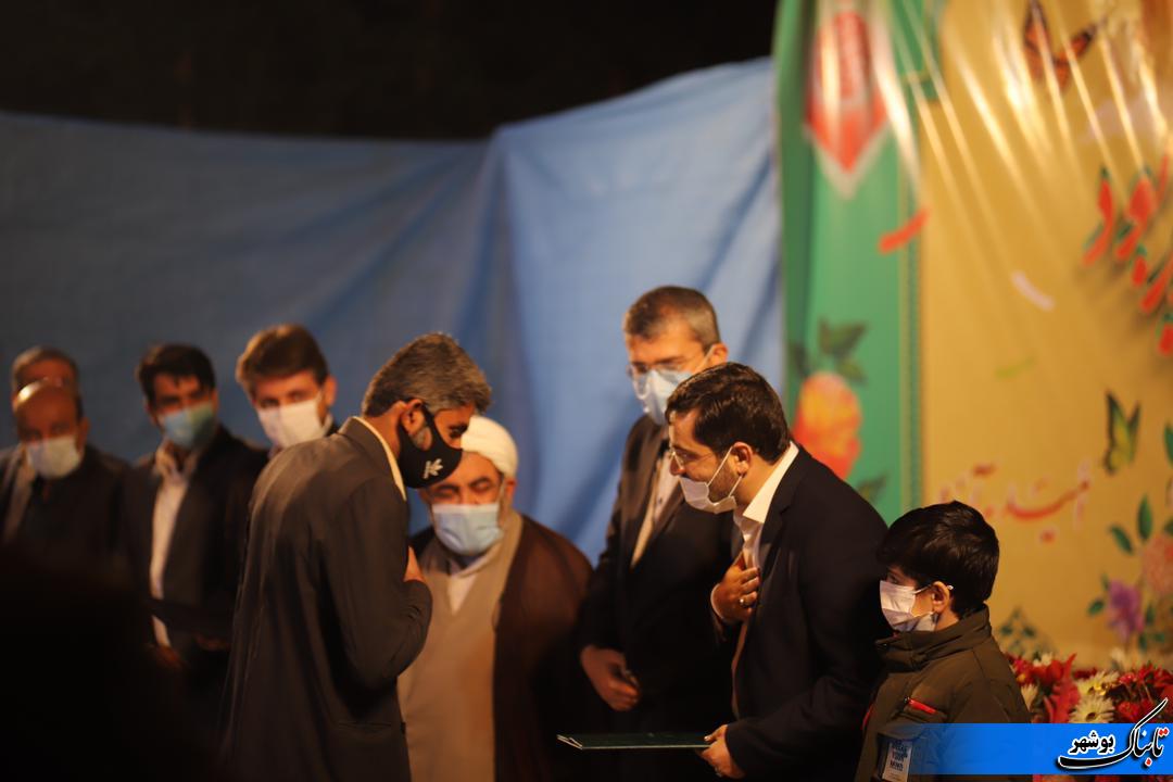 علاج مشکلات کشور تشکیل دولت جوان حزبالهی است علاج مشکلات کشور تشکیل دولت جوان حزبالهی است