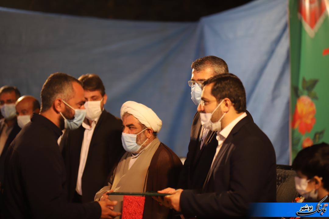 علاج مشکلات کشور تشکیل دولت جوان حزبالهی است علاج مشکلات کشور تشکیل دولت جوان حزبالهی است