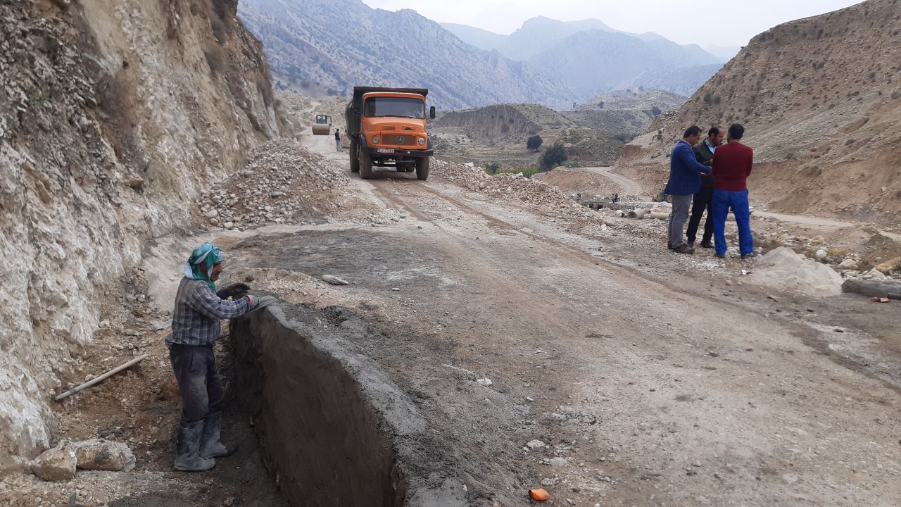 گزارش جامع نماینده بنیاد علوی از طرح محرومیت زدایی لنده+تصاویر گزارش جامع نماینده بنیاد علوی از طرح محرومیت زدایی لنده+تصاویر