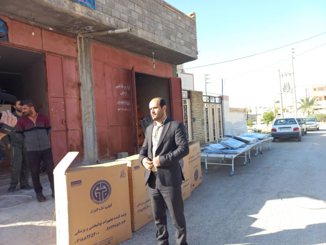 تخت و تشک و ولیچر اهدایی بنیاد علوی به بیماران خاص لنده+تصاویر