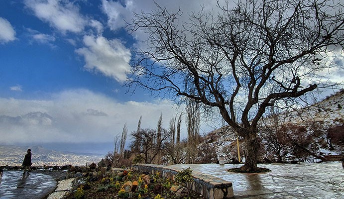 کدام هتل های سنندج برای اقامت مناسب هستند؟