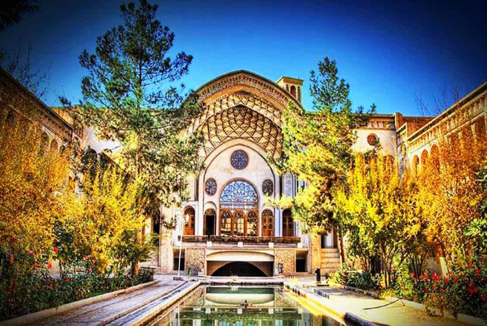 با هتل های ارزان 2، 3 و 4 ستاره کاشان بیشتر آشنا شوید با هتل های ارزان 2، 3 و 4 ستاره کاشان بیشتر آشنا شوید