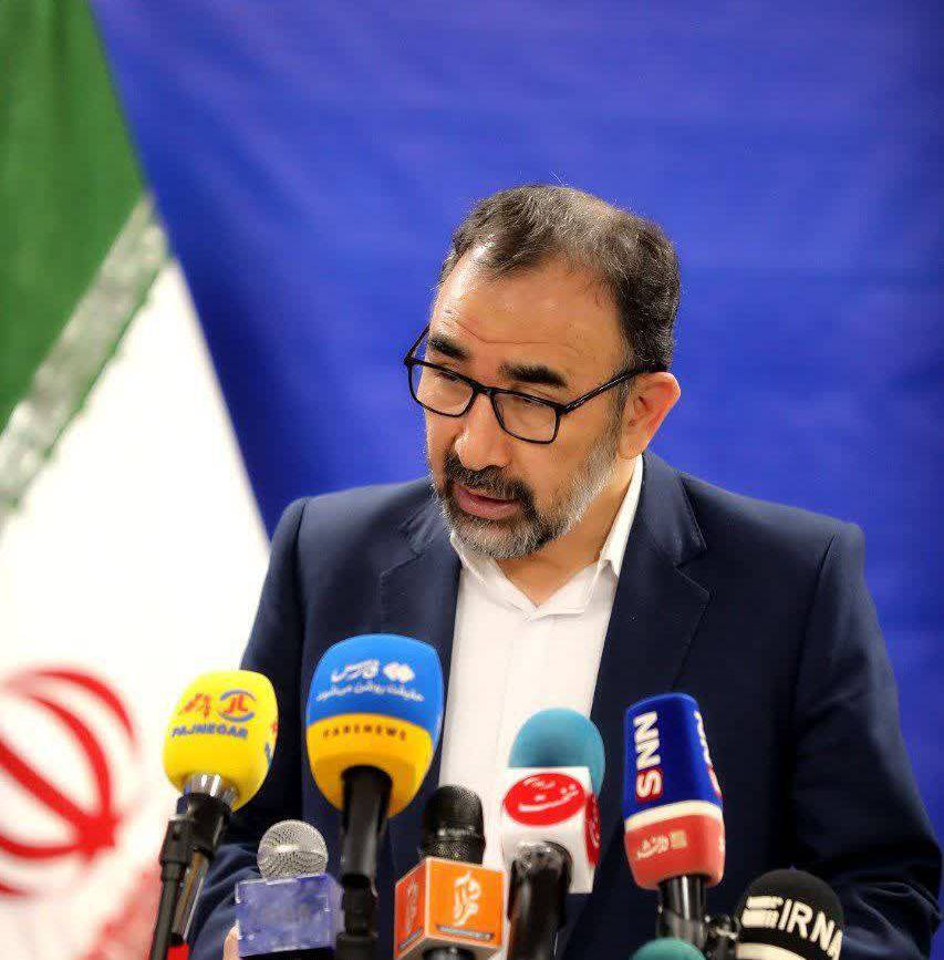 مهم ترین ماموریت نمایندگان تصویب قوانین مشکل گشا به نفع مردم است