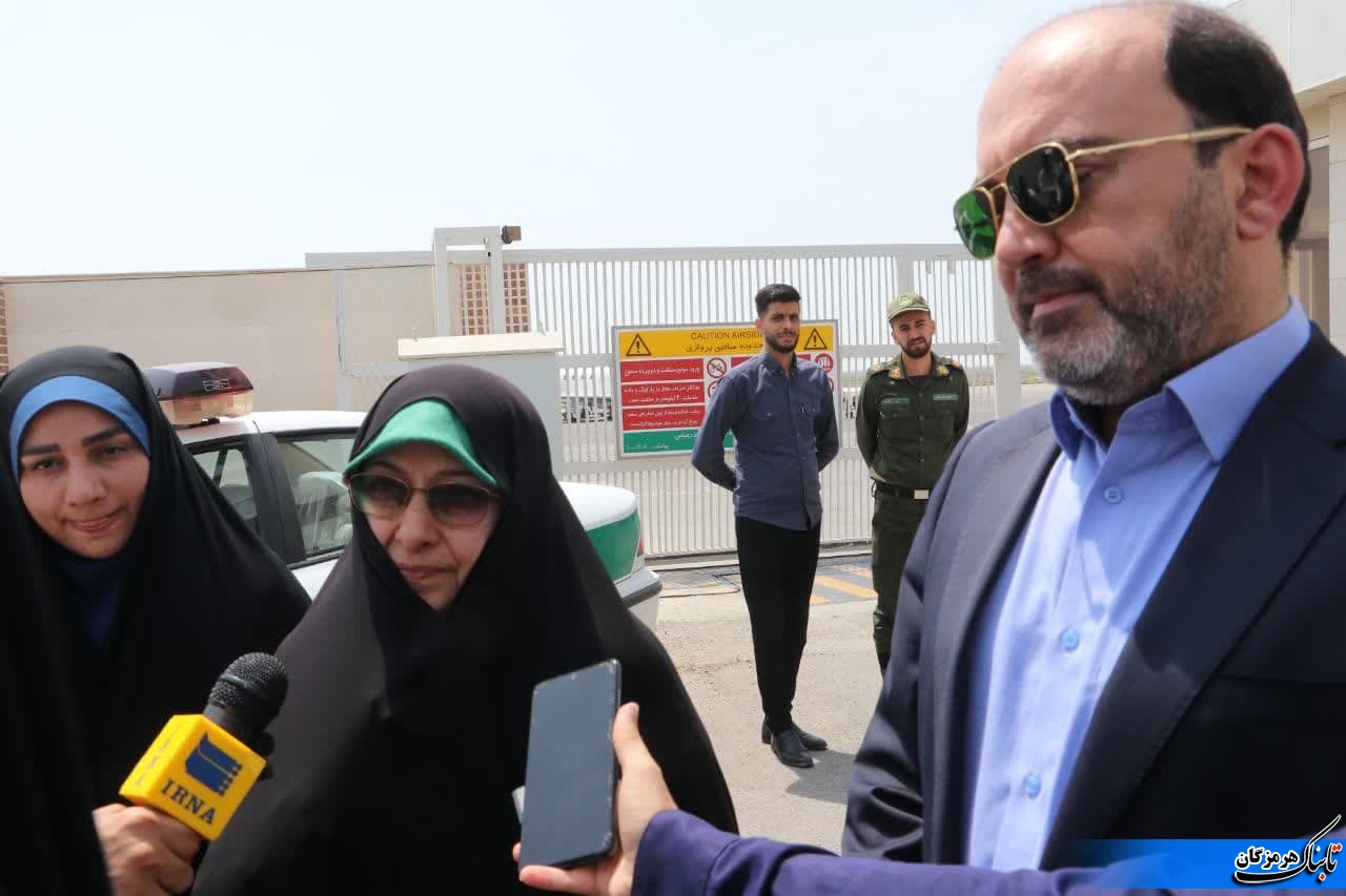 استان هرمزگان از بسیاری از جهات پیشگام است