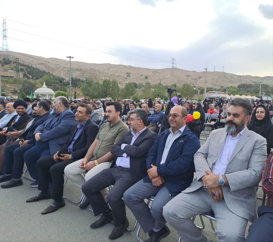 درصددیم پل خروجی شهر را دهه فجر به بهره برداری برسانیم