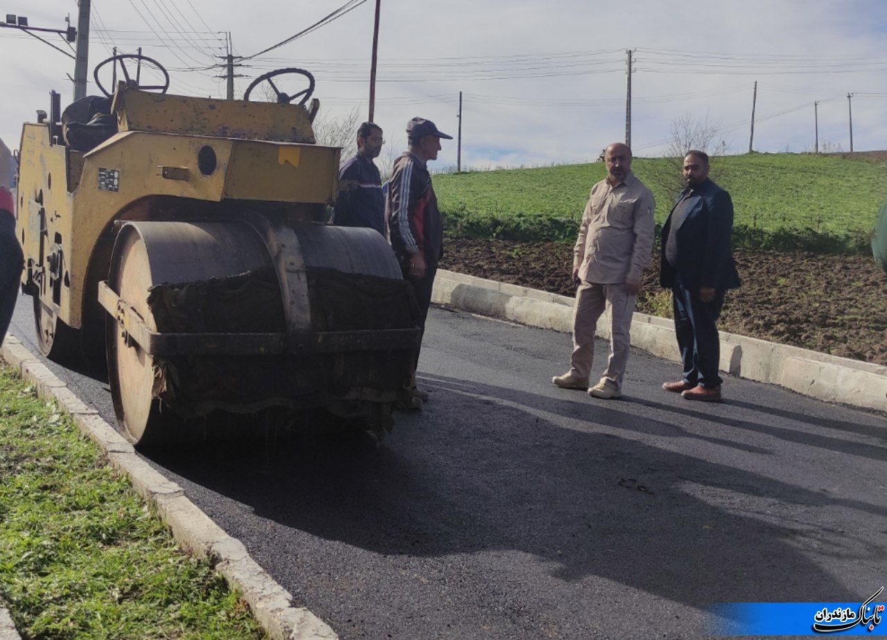 سفر یک&zwnj;روزه فرماندار و مدیران دستگاه&zwnj;های اجرایی نکا به روستاهای محروم هزارجریب