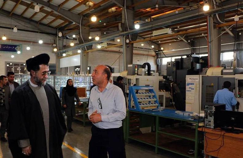 جلوگیری از بیکاری ۴ هزار کارگر در فارس با حمایت دستگاه قضایی جلوگیری از بیکاری ۴ هزار کارگر در فارس با حمایت دستگاه قضایی