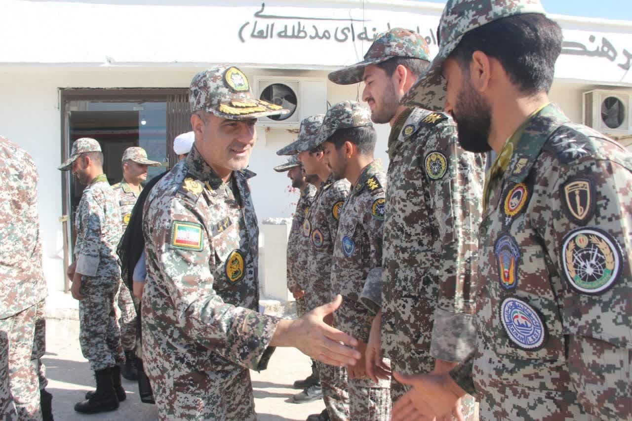 بازدید معاون هماهنگ کننده عقیدتی سیاسی نپاجا از منطقه پدافند هوایی جنوب شرق