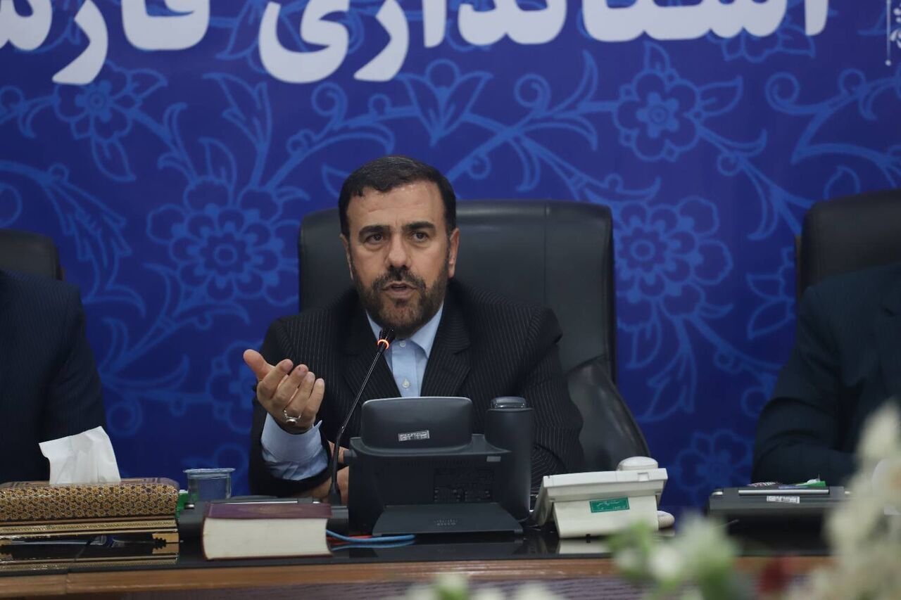 استاندار فارس بر لزوم ساماندهی اتباع بیگانه غیرمجاز تأکید کرد