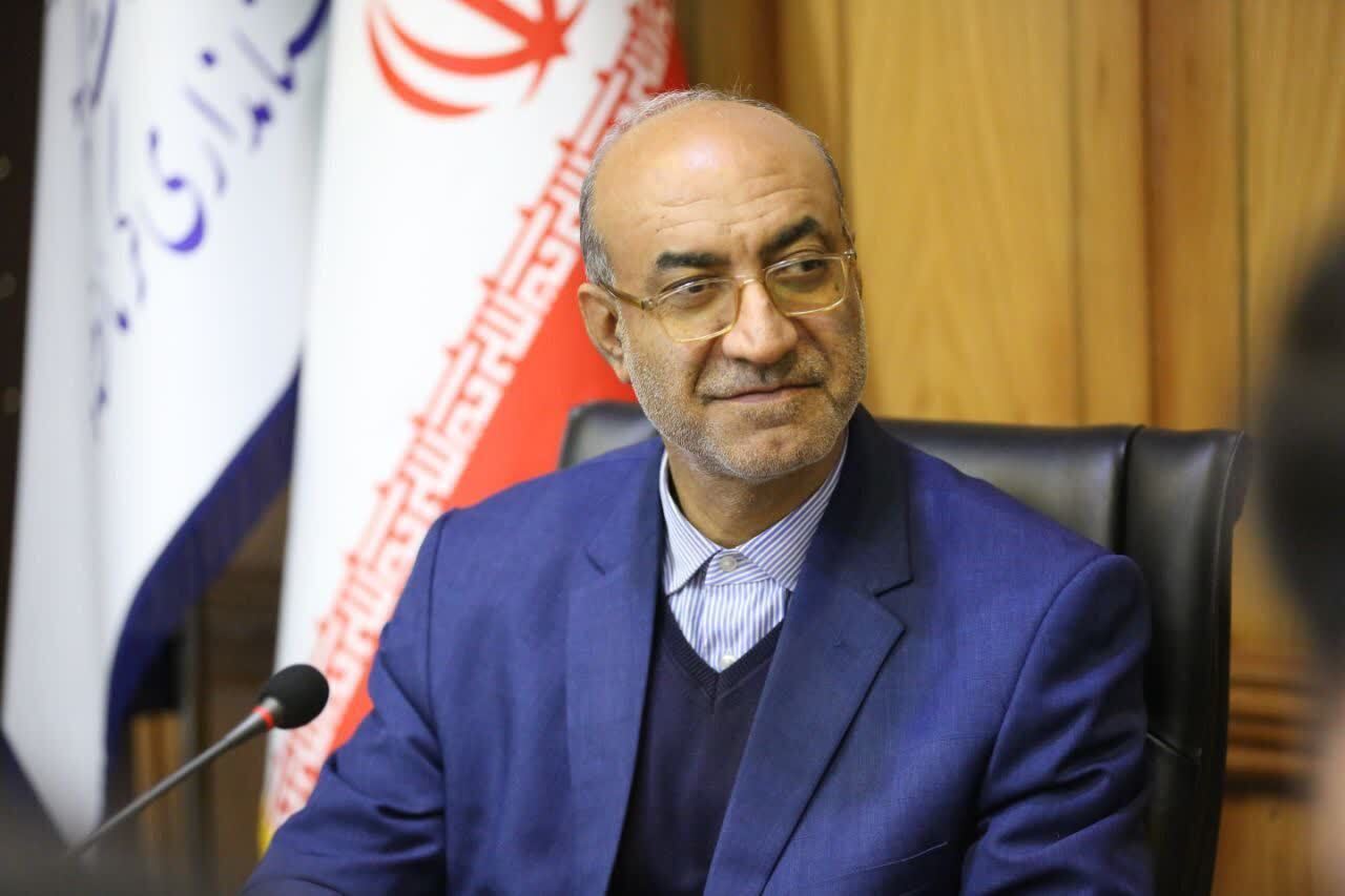 وفاق و اتحاد بین سرمایهگذاران و بانکها موجب رشد و شکوفایی استان خواهد شد