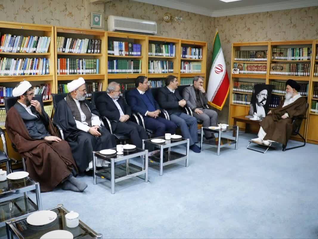 تکلیف نمایندگان مجلس پاسخ به مطالبات مردمی است/ به دنبال راه‌حل‌های دسته جمعی برای تقویت مطالبه‌گری باشید