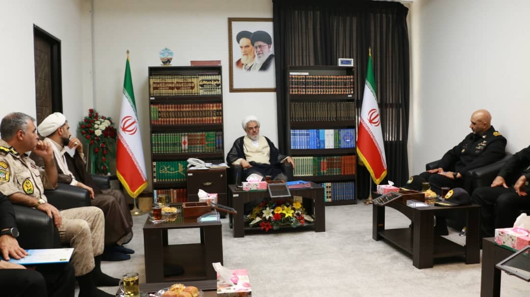 توسعه ایران بدون دریا ممکن نیست/ باید از ظرفیتهای دریایی بهره برد توسعه ایران بدون دریا ممکن نیست/ باید از ظرفیتهای دریایی بهره برد