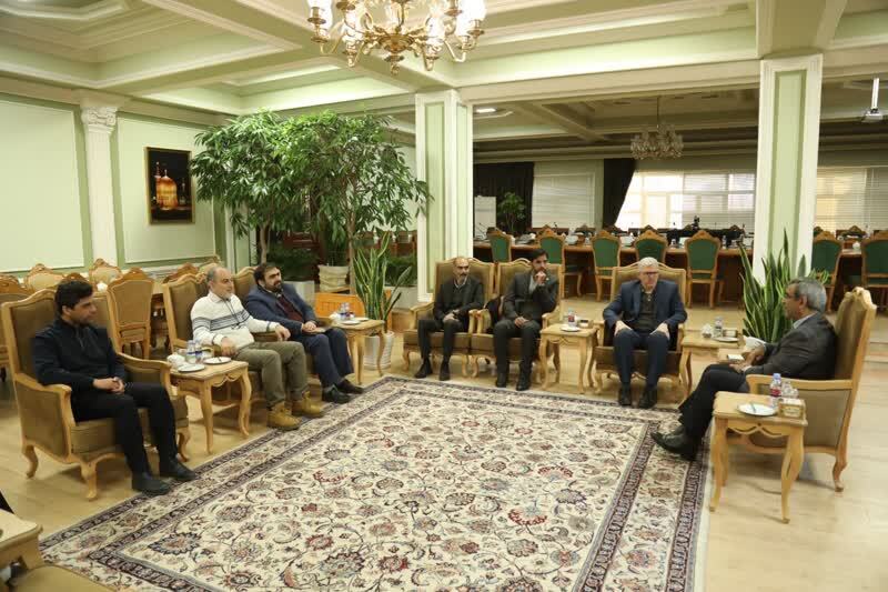 دیدار استاندار خراسان رضوی با رئیس سازمان فضایی ایران