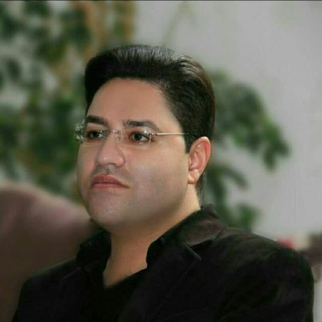 یادداشتی بر نمایش «کاور»، من یک اتفاق‌ام!