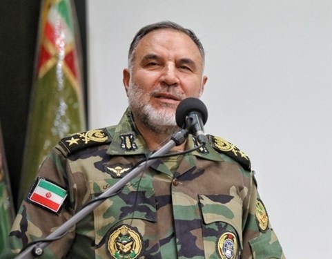 امیر سرتیپ حیدری: نیروی زمینی ارتش امروز در بالاترین سطح آمادگی رزمی قرار دارد/برد موشک های ضدناو به ۲۰۰ کیلومتر رسید