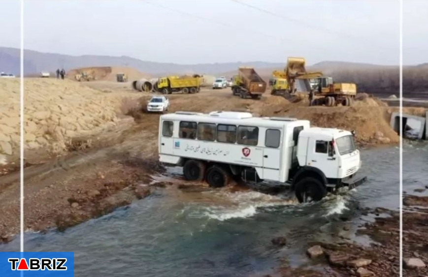 عبور از رود ارس با اولین اتوبوس آفرود ایران