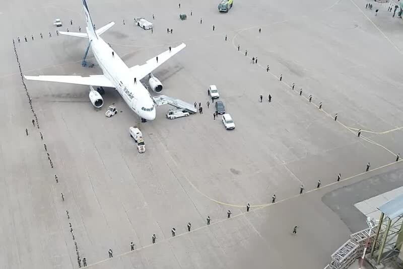 اجرای مانور امنیتی در فرودگاه بینالمللی مشهد اجرای مانور امنیتی در فرودگاه بینالمللی مشهد