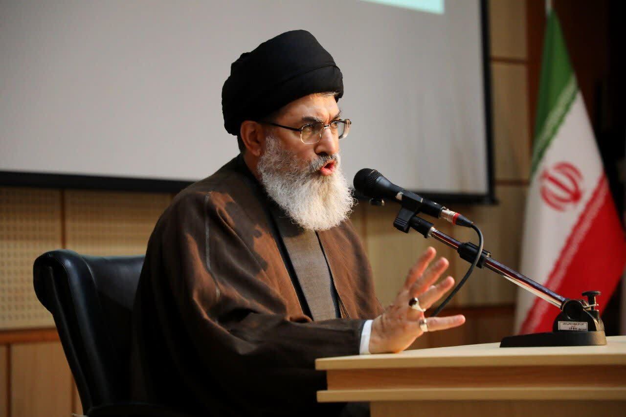 دفاع آشکار از ولایت فقیه اوجب واجبات است/ تشکیل ستاد عملیاتی جهاد تبیین در حوزه ضرورت دارد
