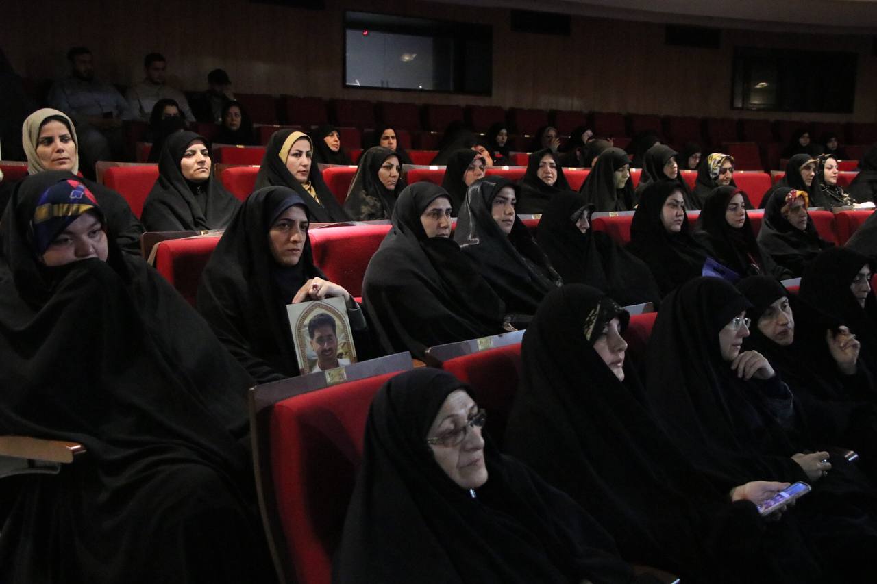 اختتامیه سومین جشنواره ملی و بینالمللی رسانهای «حریم رسالت» در رشت | تصاویر اختتامیه سومین جشنواره ملی و بینالمللی رسانهای «حریم رسالت» در رشت | تصاویر