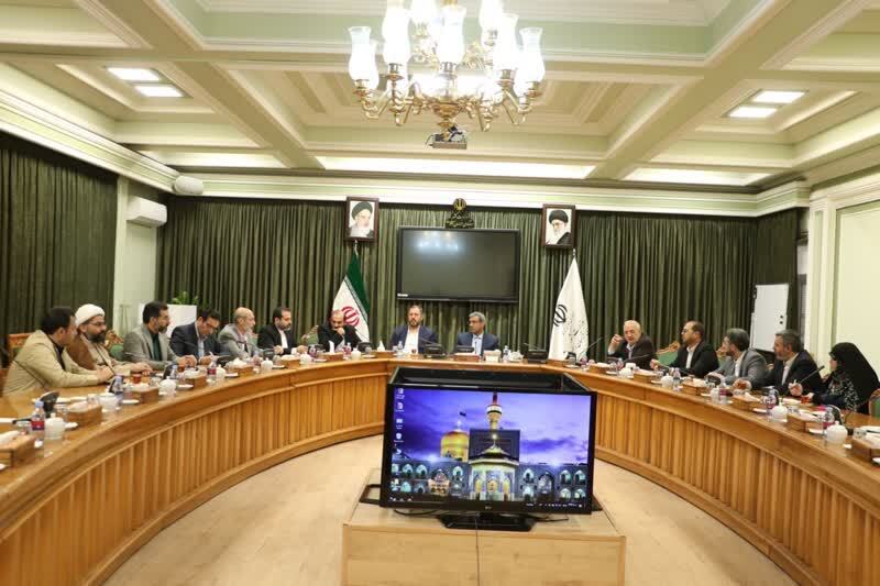 به کارگیری همه ظرفیتها در راستای ساماندهی مشکلات مشهد ضروی است