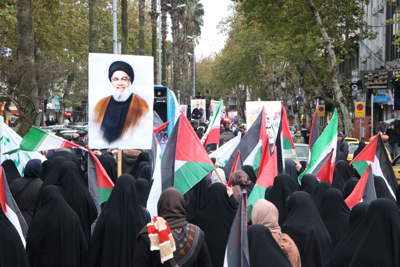 عزاداری ایام فاطمیه و سالروز شهادت میرزا کوچک جنگلی در رشت برگزار شد/ صدوسومین سالگرد میرزاکوچک با حضور شهید خوشنام نورانی شد+تصاویر عزاداری ایام فاطمیه و سالروز شهادت میرزا کوچک جنگلی در رشت برگزار شد/ صدوسومین سالگرد میرزاکوچک با حضور شهید خوشنام نورانی شد+تصاویر