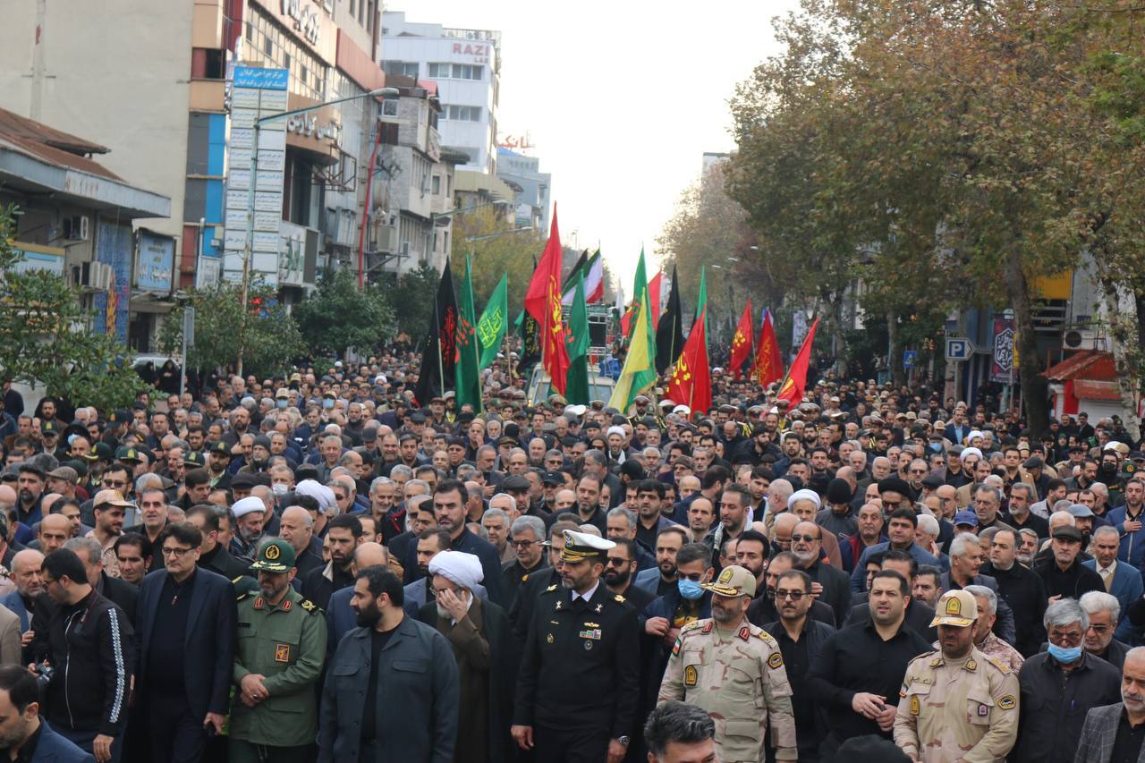 بدرقه شهدای گمنام در قلب گیلان برگزار شد/شور حماسی و وحدت مردمی گیلان در بدرقه شهدای گمنام و مدافع امنیت