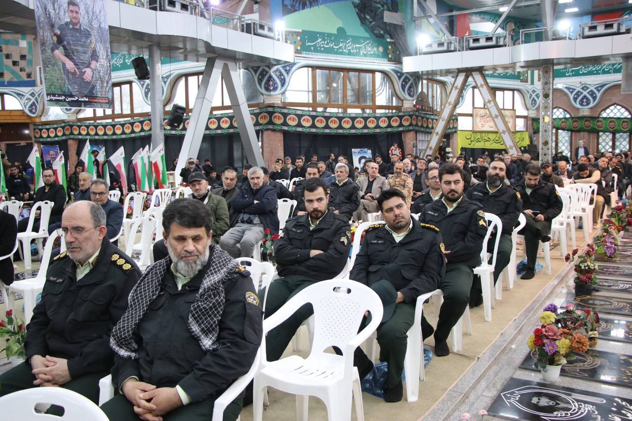 حزن و افتخار، مردم رشت در سوگ شهید امنیت ستوان سوم جمشیدی حزن و افتخار، مردم رشت در سوگ شهید امنیت ستوان سوم جمشیدی