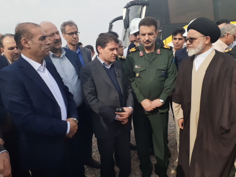 نماینده مردم ایلام در مجلس : پتروشیمی دهلران قربانی بی مدیرتی شده است نماینده مردم ایلام در مجلس : پتروشیمی دهلران قربانی بی مدیرتی شده است