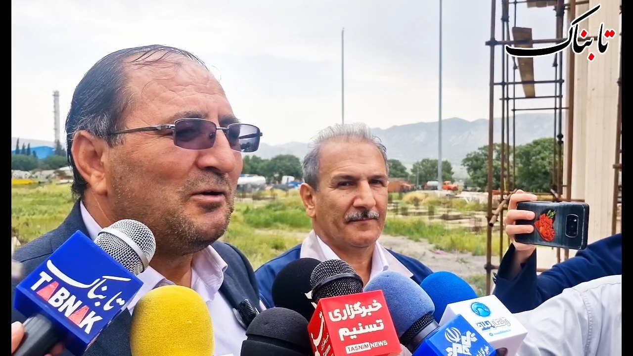 بیش از ۸۵ هزار نفر مشمول قانون کار در حوزههای مختلف در استان فعالیت دارند+فیلم بیش از ۸۵ هزار نفر مشمول قانون کار در حوزههای مختلف در استان فعالیت دارند+فیلم