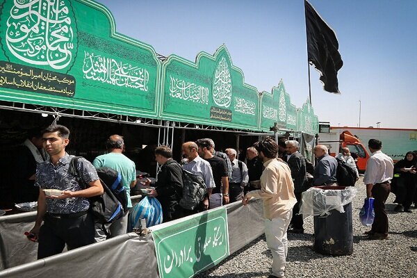 موکب داری کار ادارات و سازمانها نیست؛ توجه به نقش عظیم مردمی در برپایی موکب ها