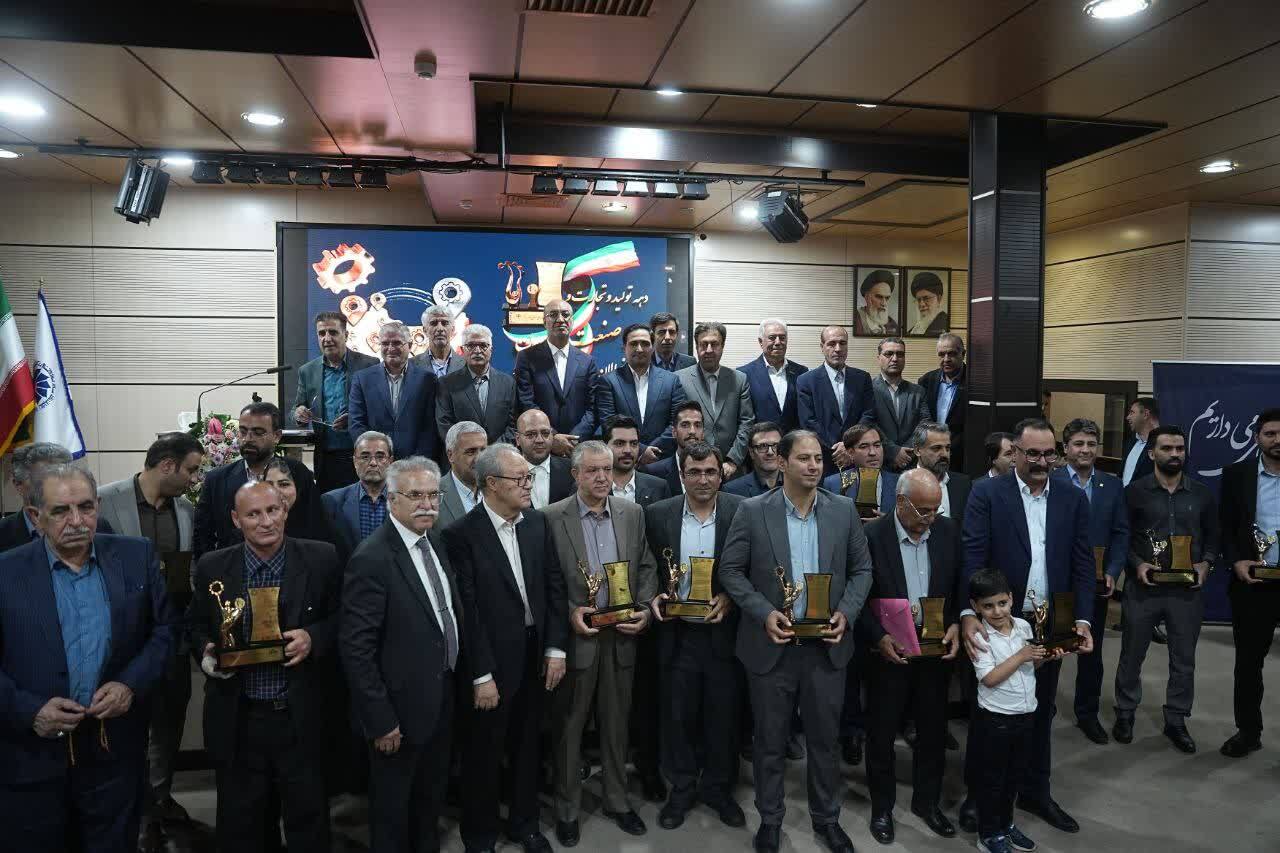 سرمایهگذاری ۱۱۴ همتی؛ نقشه راه دولت چهاردهم برای تحول اقتصادی استان/ حمایت از سرمایهگذاری وظیفه اصلی دولت است