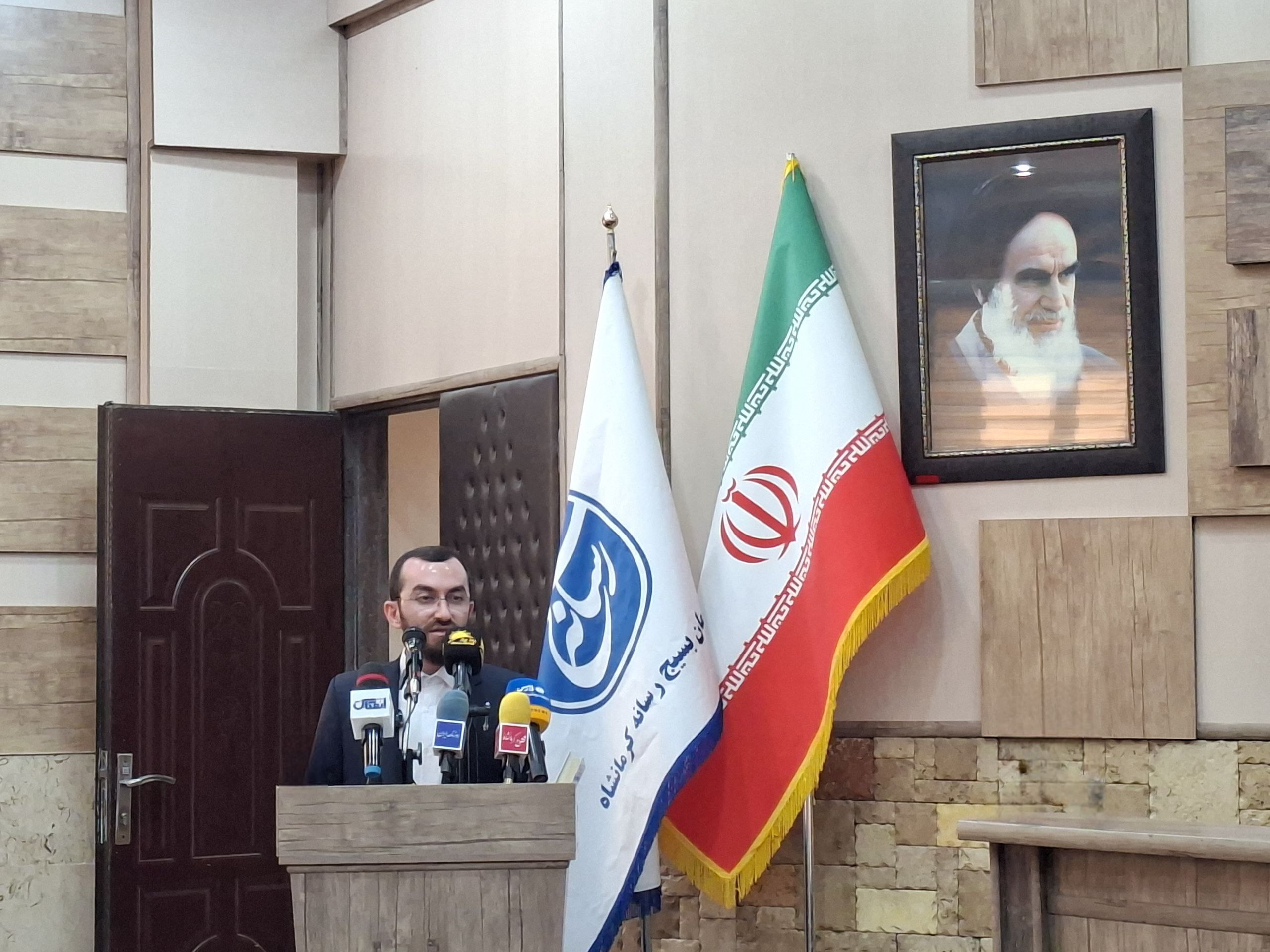 اصحاب رسانه راویان صادق و دیدهبانان امین جامعه هستند اصحاب رسانه راویان صادق و دیدهبانان امین جامعه هستند