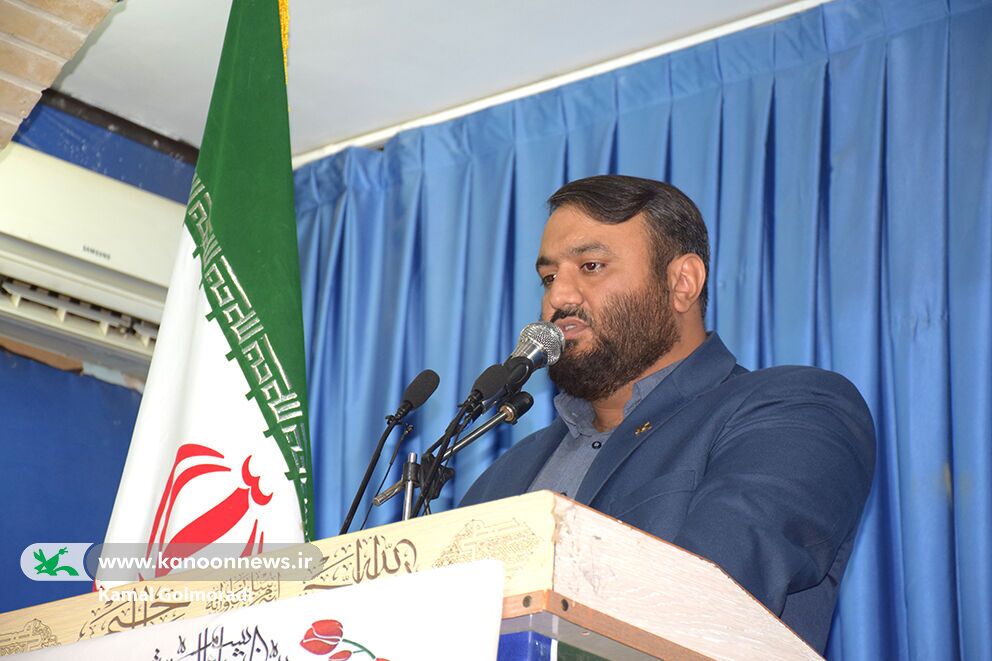 فعالیتهای گسترده کانون پرورش فکری لرستان در هفته ملی کودک با محوریت رشد و تربیت فرزندان انقلاب فعالیتهای گسترده کانون پرورش فکری لرستان در هفته ملی کودک با محوریت رشد و تربیت فرزندان انقلاب