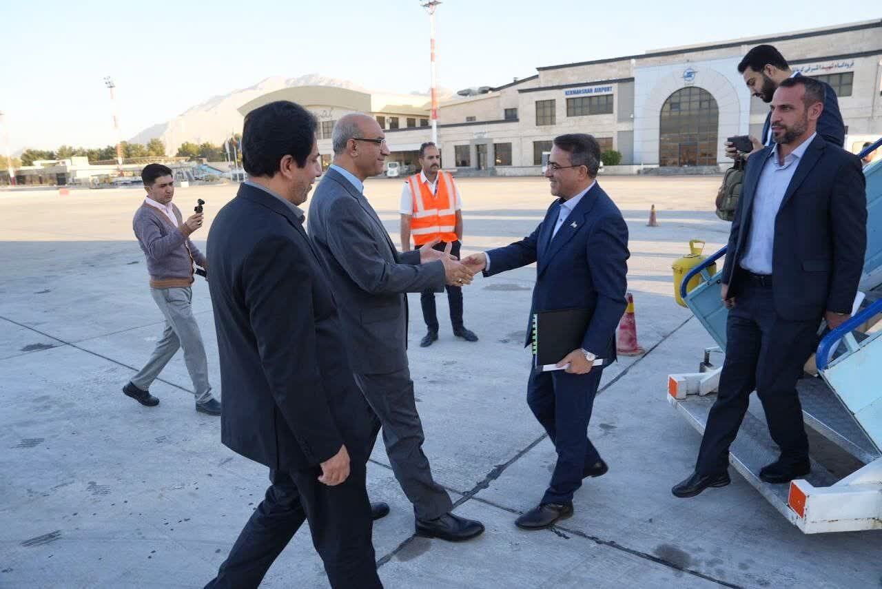 ورود معاون رئیسجمهور به کرمانشاه / برگزاری جشنواره شهید رجایی و افتتاح دو پروژه عمرانی ورود معاون رئیسجمهور به کرمانشاه / برگزاری جشنواره شهید رجایی و افتتاح دو پروژه عمرانی