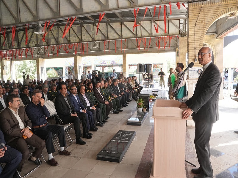 تداوم راه شهدا و خدمت بیمنت به مردم/ ایران اسلامی مقتدرتر از گذشته برابر دشمنان ایستاده است