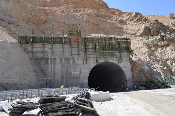 دستور تازه رئیسجمهور و آیندهی نامعلوم آب اصفهان دستور تازه رئیسجمهور و آیندهی نامعلوم آب اصفهان