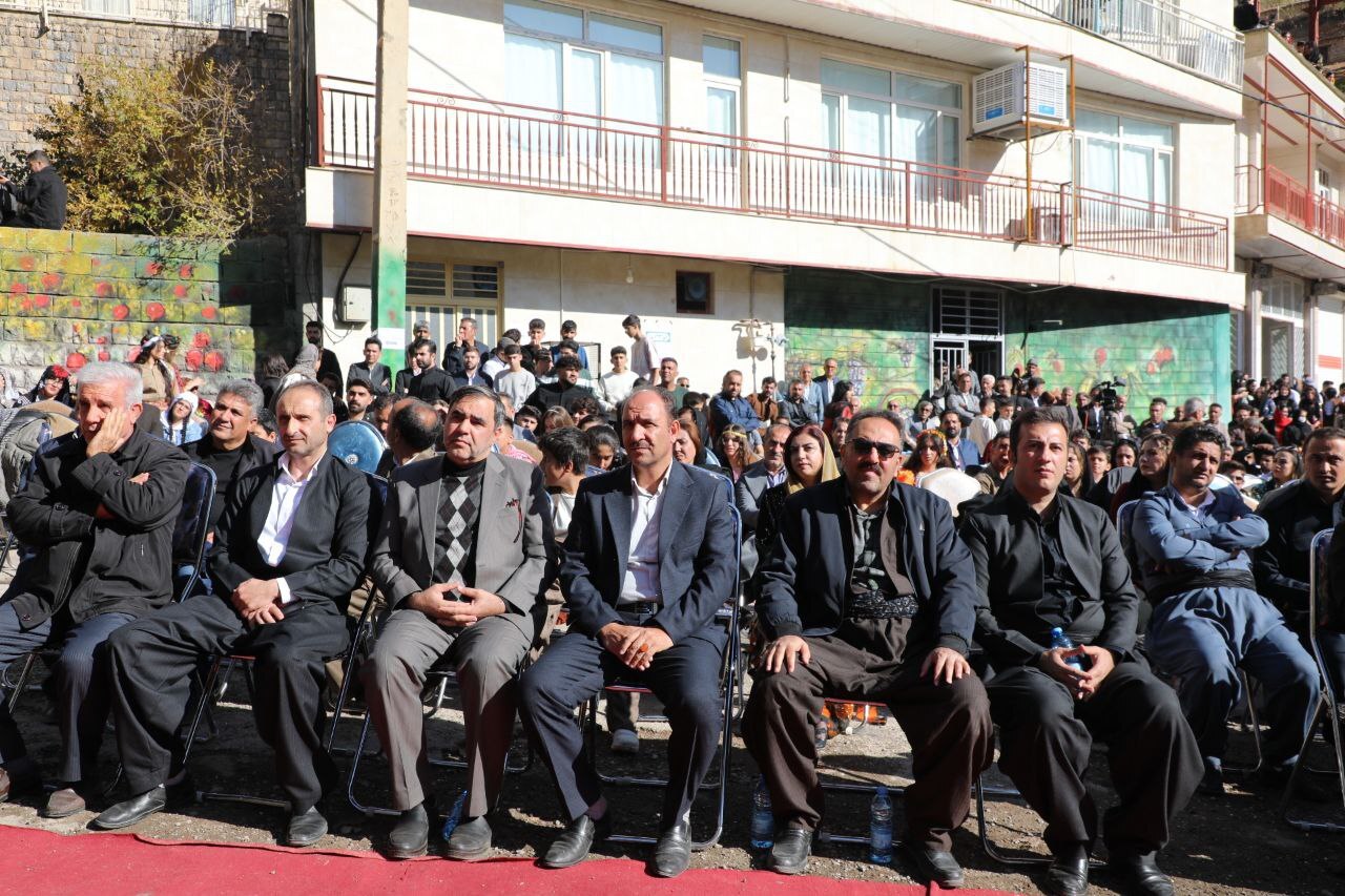 اوجگیر گردشگری اورامان با جشنواره شکرانه انار + فیلم اوجگیر گردشگری اورامان با جشنواره شکرانه انار + فیلم