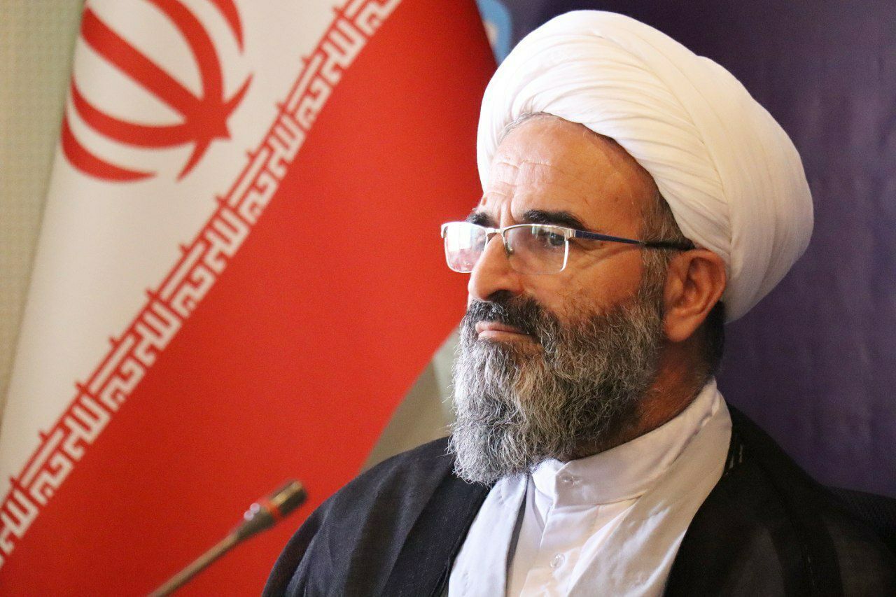 انتقاد امام جمعه سمنان از استانداردهای دوگانه غرب در حقوق بشر انتقاد امام جمعه سمنان از استانداردهای دوگانه غرب در حقوق بشر