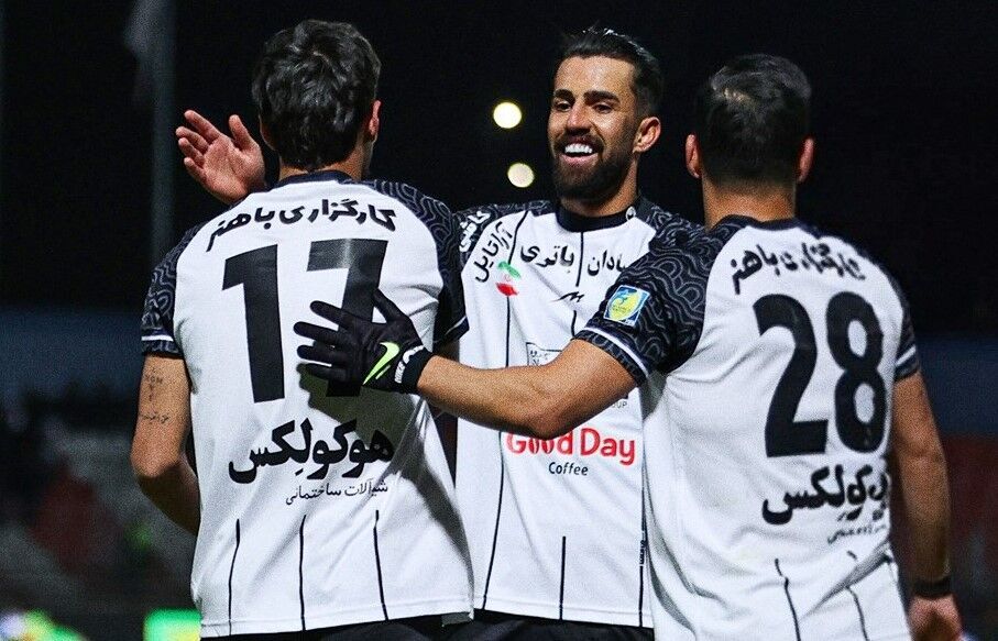 سپاهان نویدکیا به راه افتاد؛ سه جام، مقصد بعدی سپاهان نویدکیا به راه افتاد؛ سه جام، مقصد بعدی